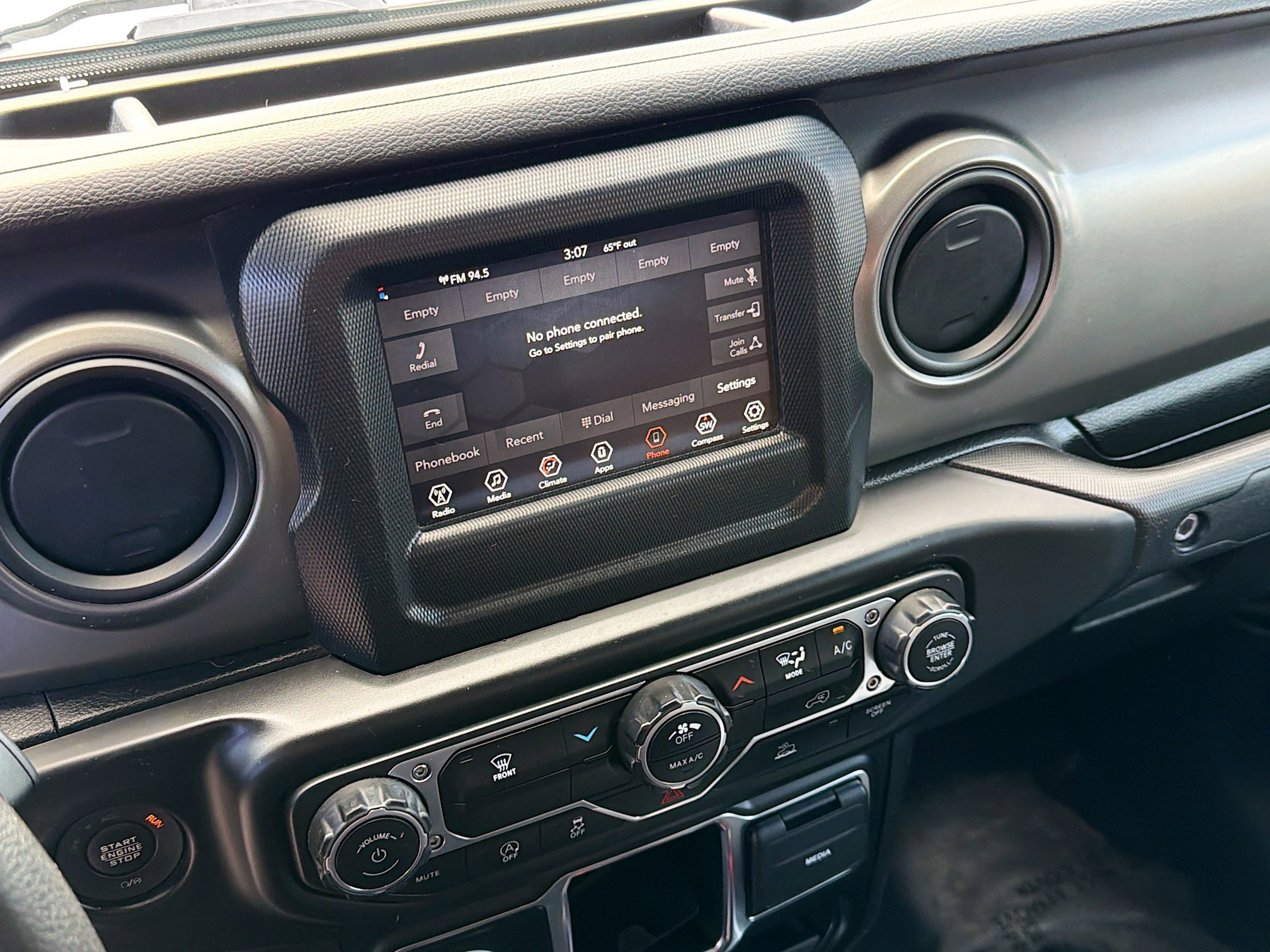 Used 2022 Jeep Gladiator Sport image 27