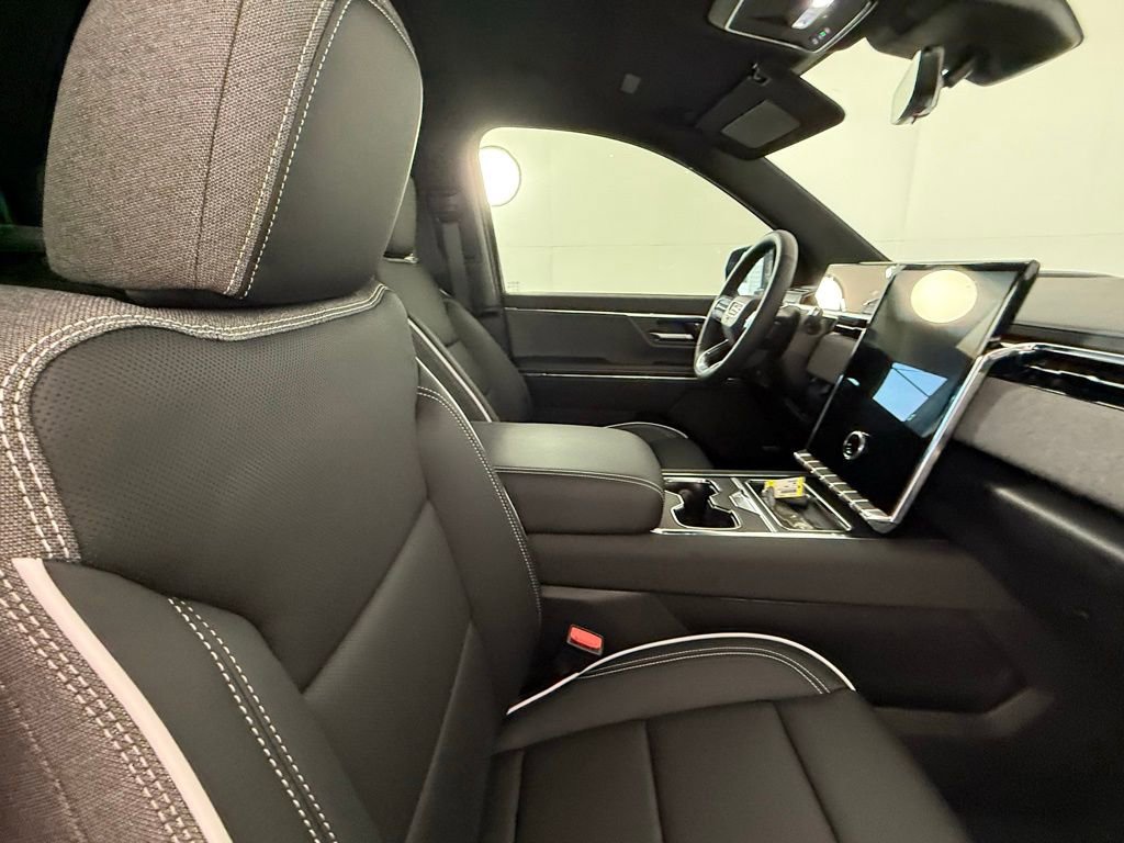 New 2026 GMC Sierra EV Elevation w/ Premium Package image 23