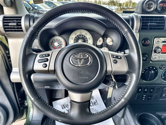 Used 2014 Toyota FJ Cruiser 4WD w/ Upgrade Package image 22