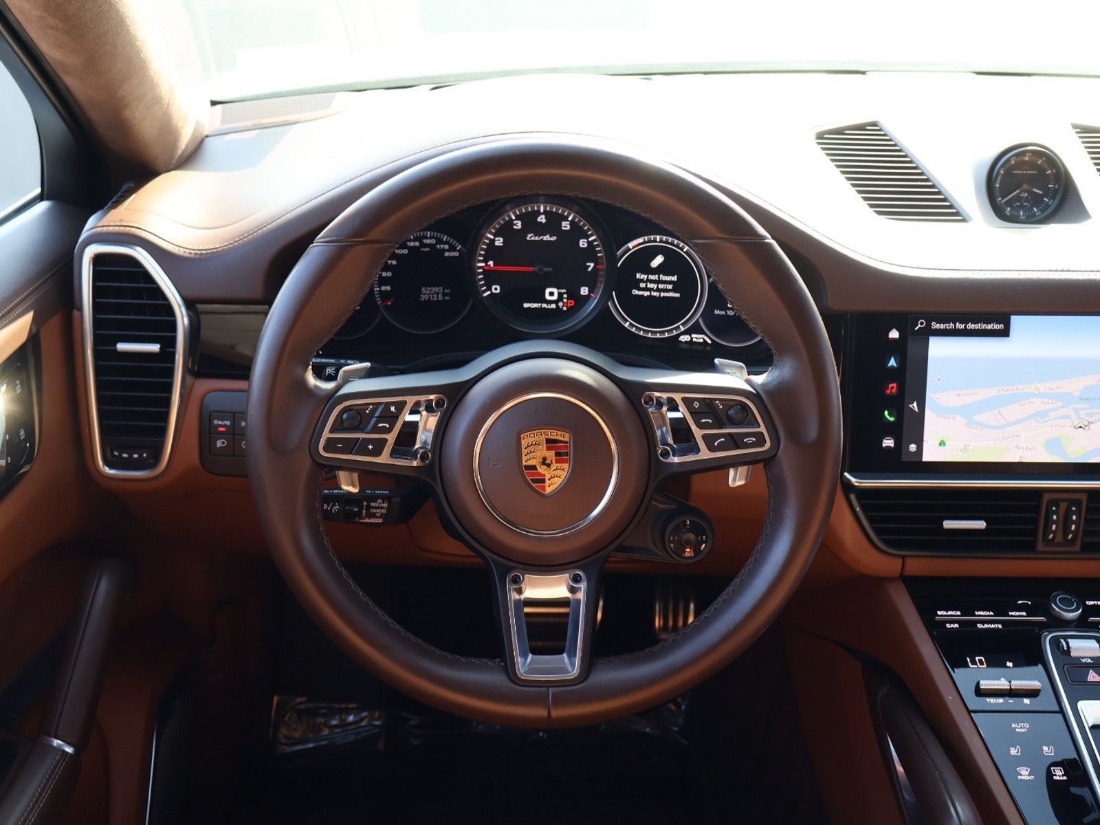 Certified 2022 Porsche Cayenne Turbo AWD/4WD image 15