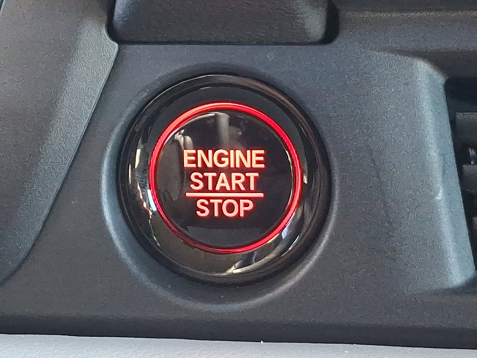 Used 2025 Honda Pilot EX-L image 23