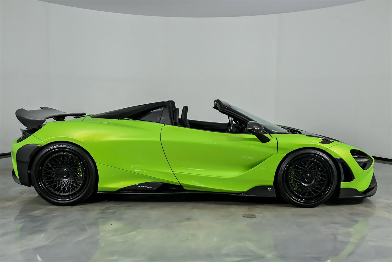 Used 2022 McLaren 765LT image 16