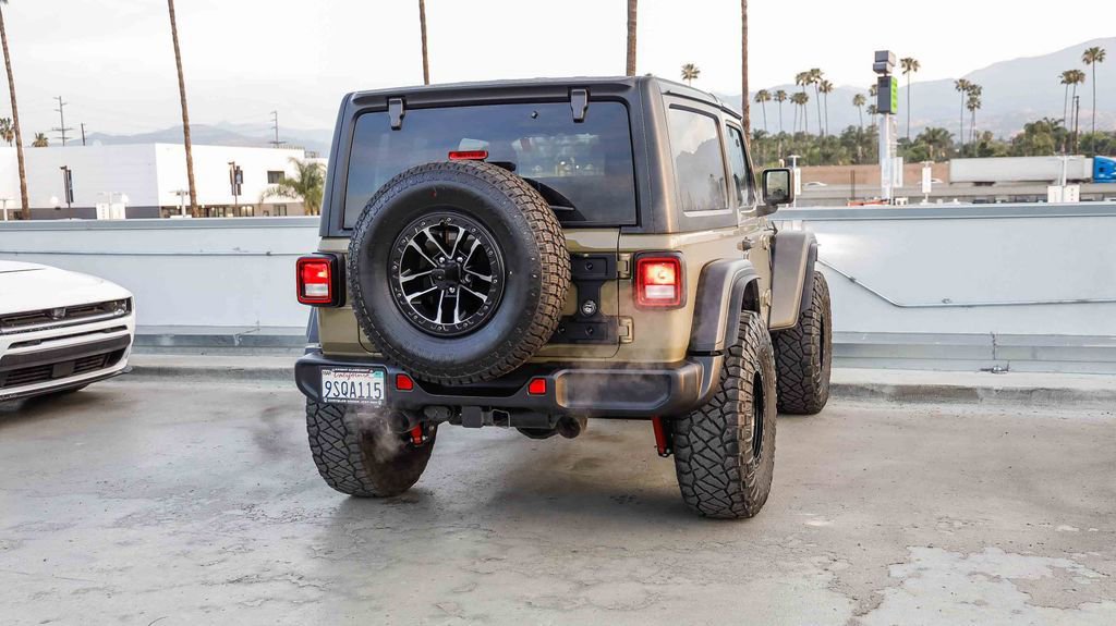 Used 2025 Jeep Wrangler Sport image 9