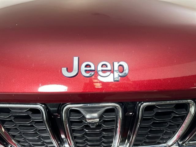 Used 2023 Jeep Grand Cherokee 4WD 4xe w/ Luxury Tech Group II image 9