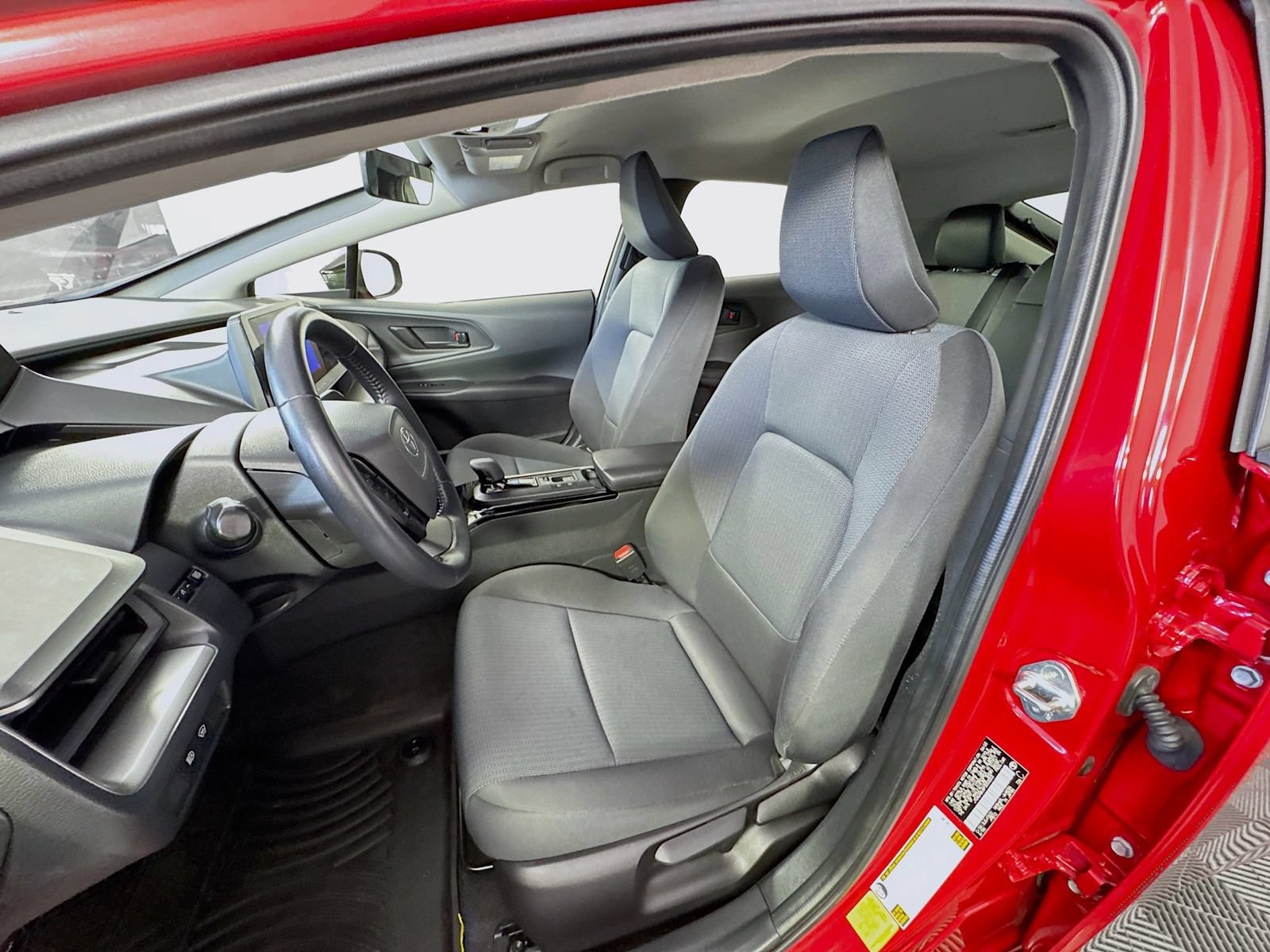 Certified 2023 Toyota Prius LE AWD/4WD image 14
