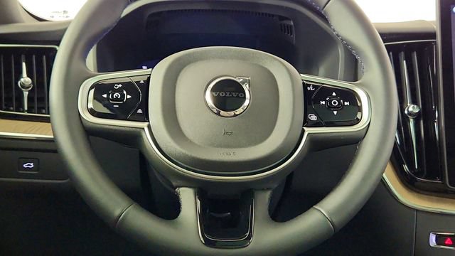 New 2026 Volvo XC60 B5 Core w/ Protection Package Premier AWD/4WD image 24