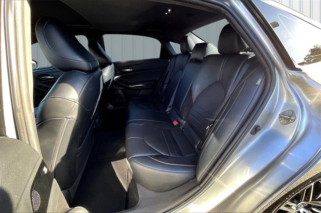 Used 2020 Toyota Avalon XSE w/ Carpet Mat Package image 20