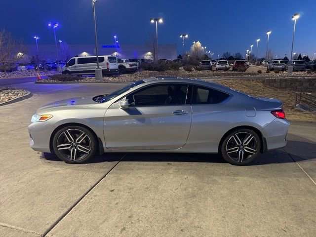 Used 2017 Honda Accord Touring image 4