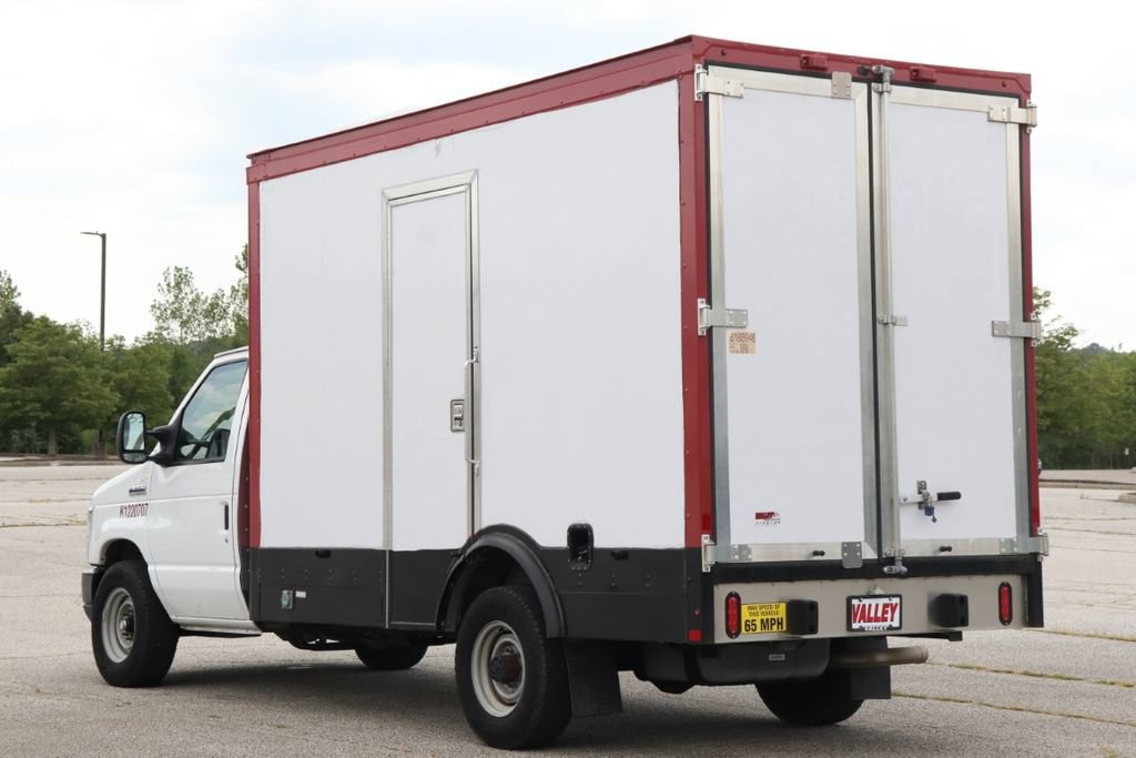 Used 2024 Ford E-350 and Econoline 350 Super Duty w/ Power Windows & Locks Group RWD image 7