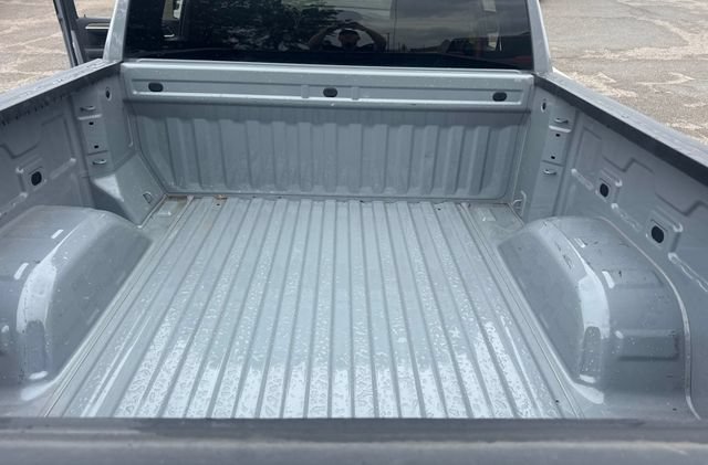 Used 2024 Chevrolet Silverado 1500 LT AWD/4WD image 9