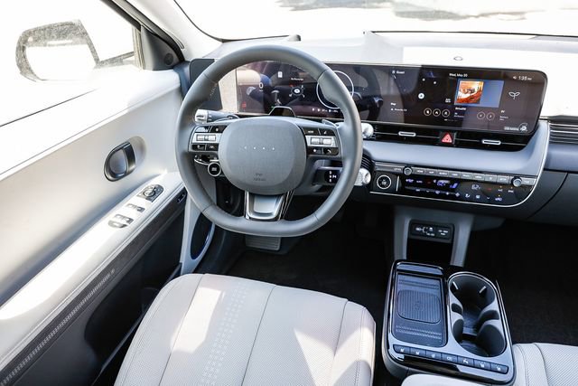 New 2026 Hyundai Ioniq 5 Limited RWD image 17