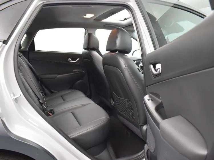 Used 2022 Hyundai Kona Limited w/ Cargo Package image 18