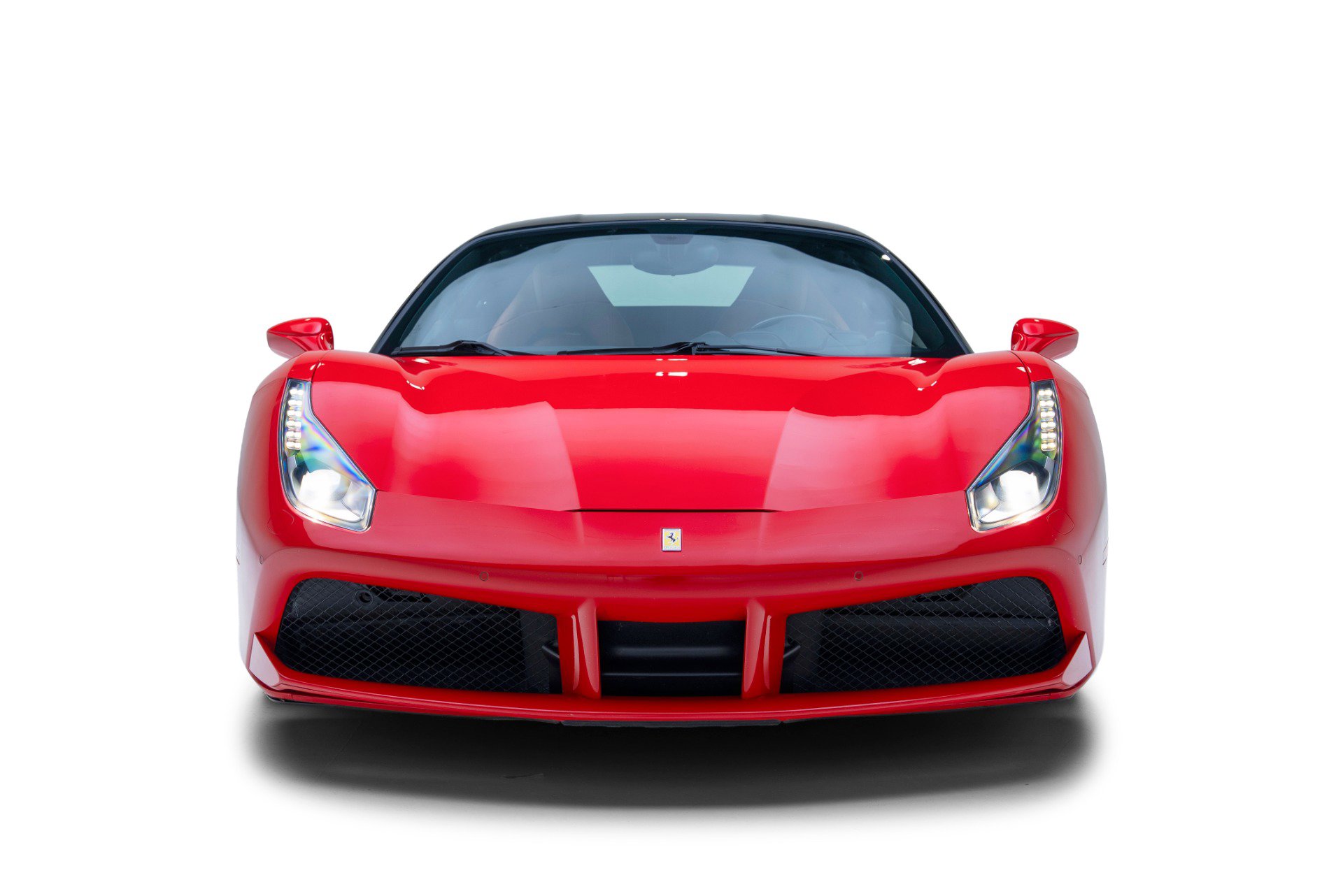 Used 2016 Ferrari 488 GTB RWD image 3