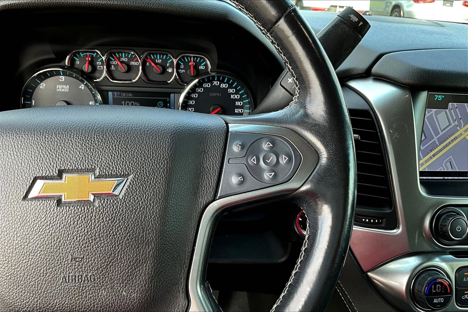 Used 2019 Chevrolet Tahoe Premier AWD/4WD image 12