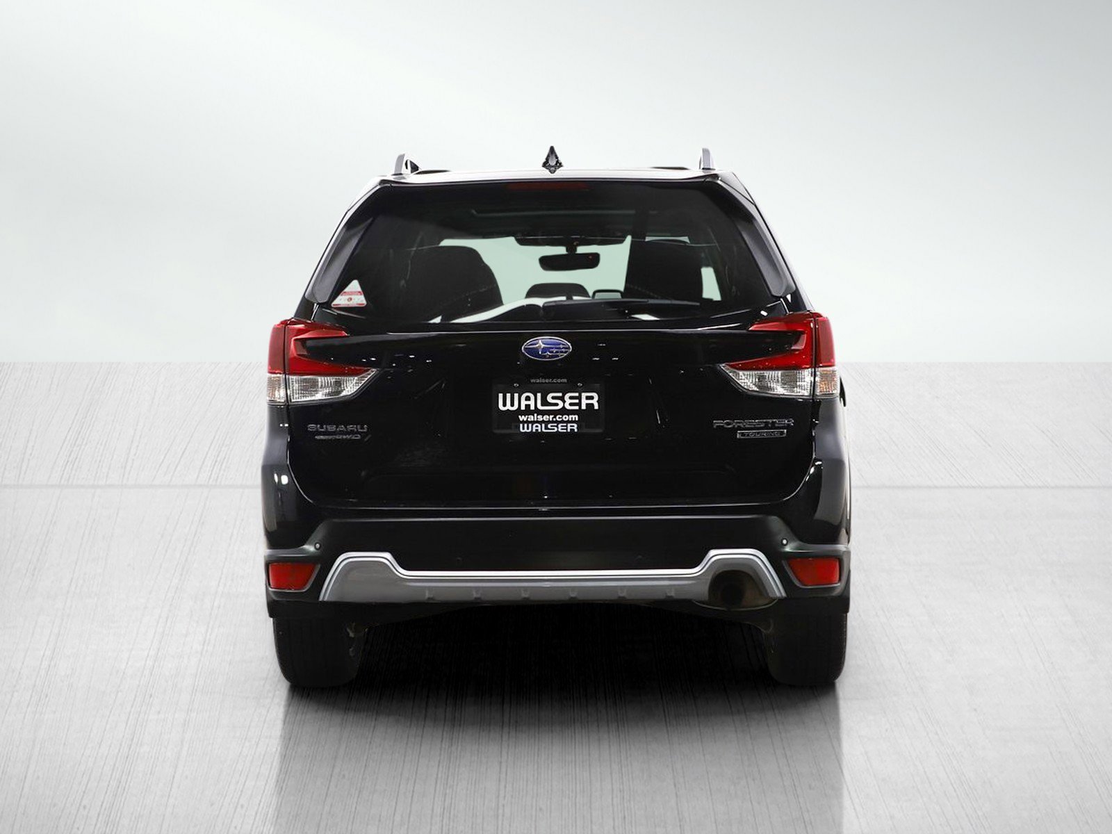 Used 2022 Subaru Forester Touring image 4