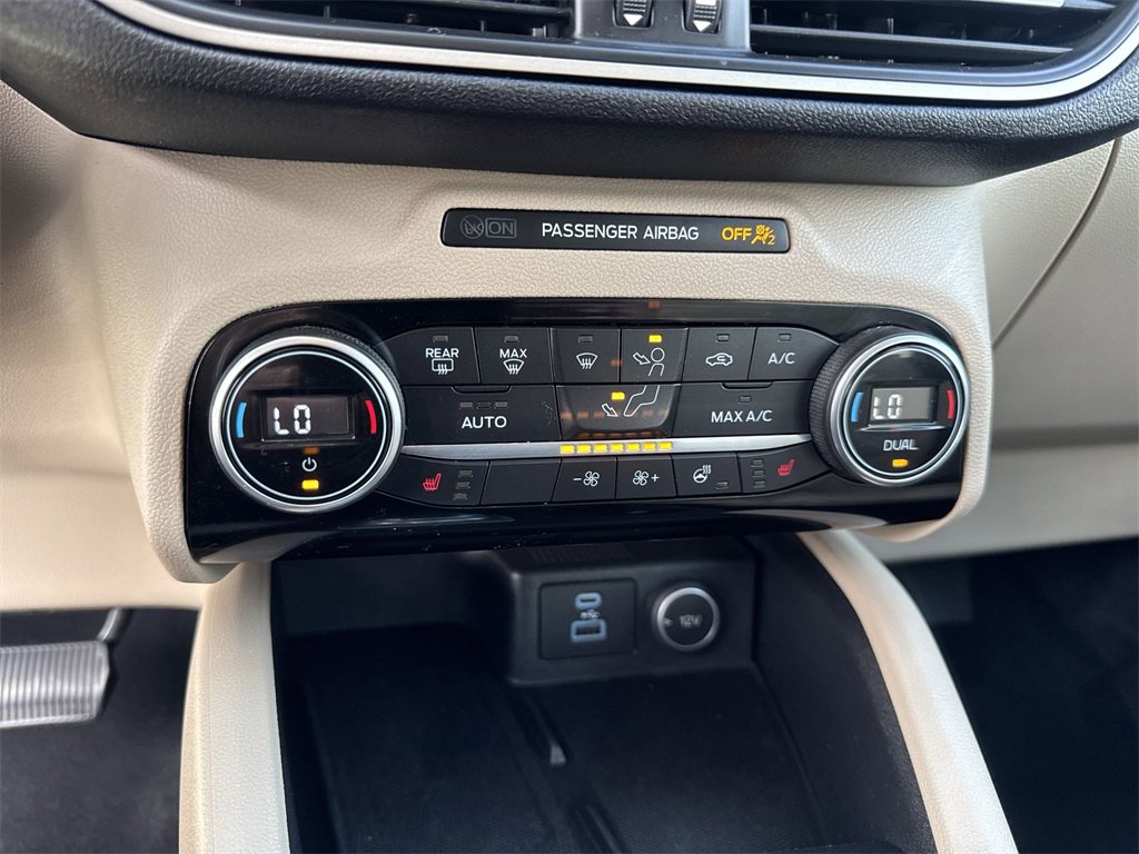 Used 2021 Ford Escape SEL w/ Technology Package image 18