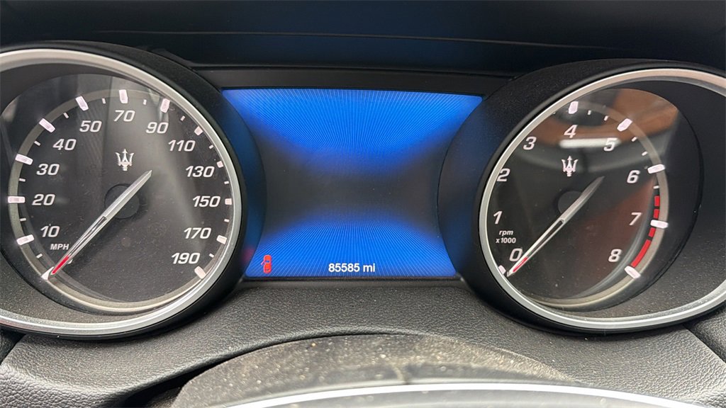 Used 2019 Maserati Levante image 9