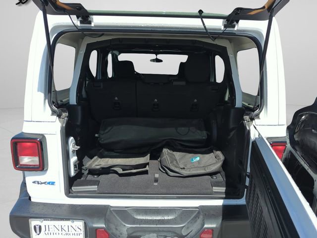 Used 2023 Jeep Wrangler Unlimited w/ Convenience Group image 44