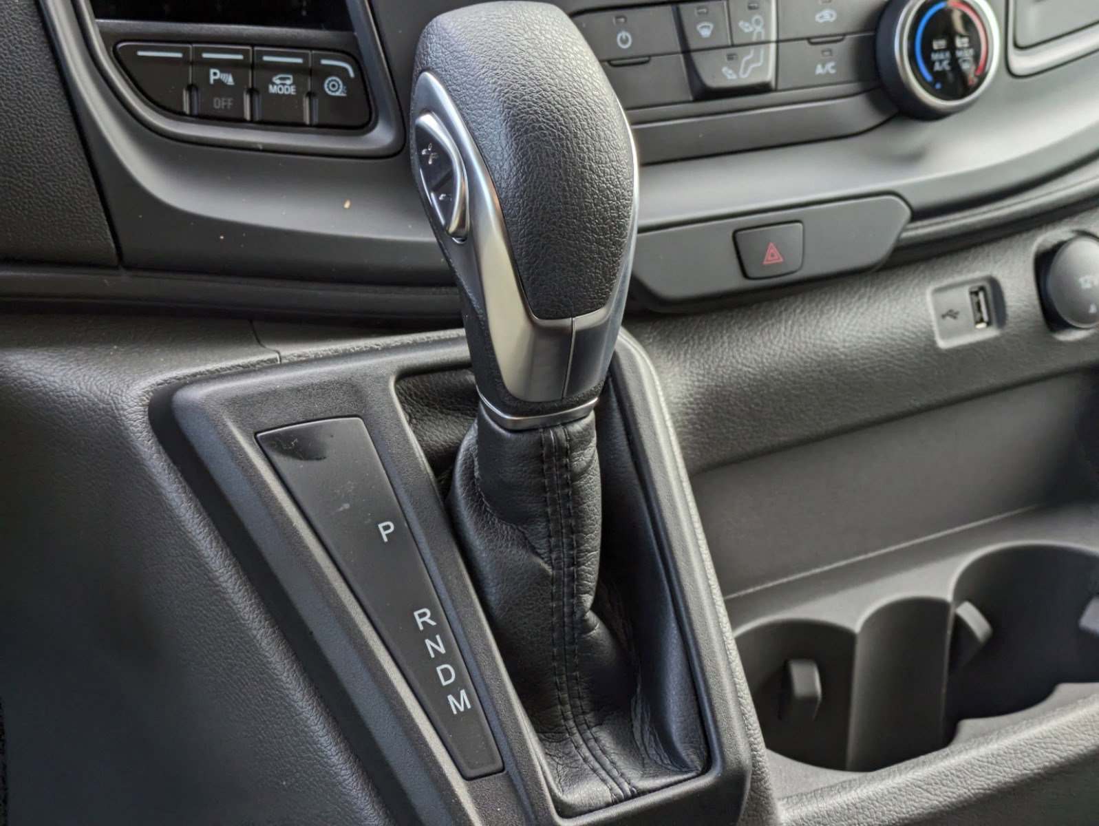 New 2024 Ford Transit 150 Low Roof image 30