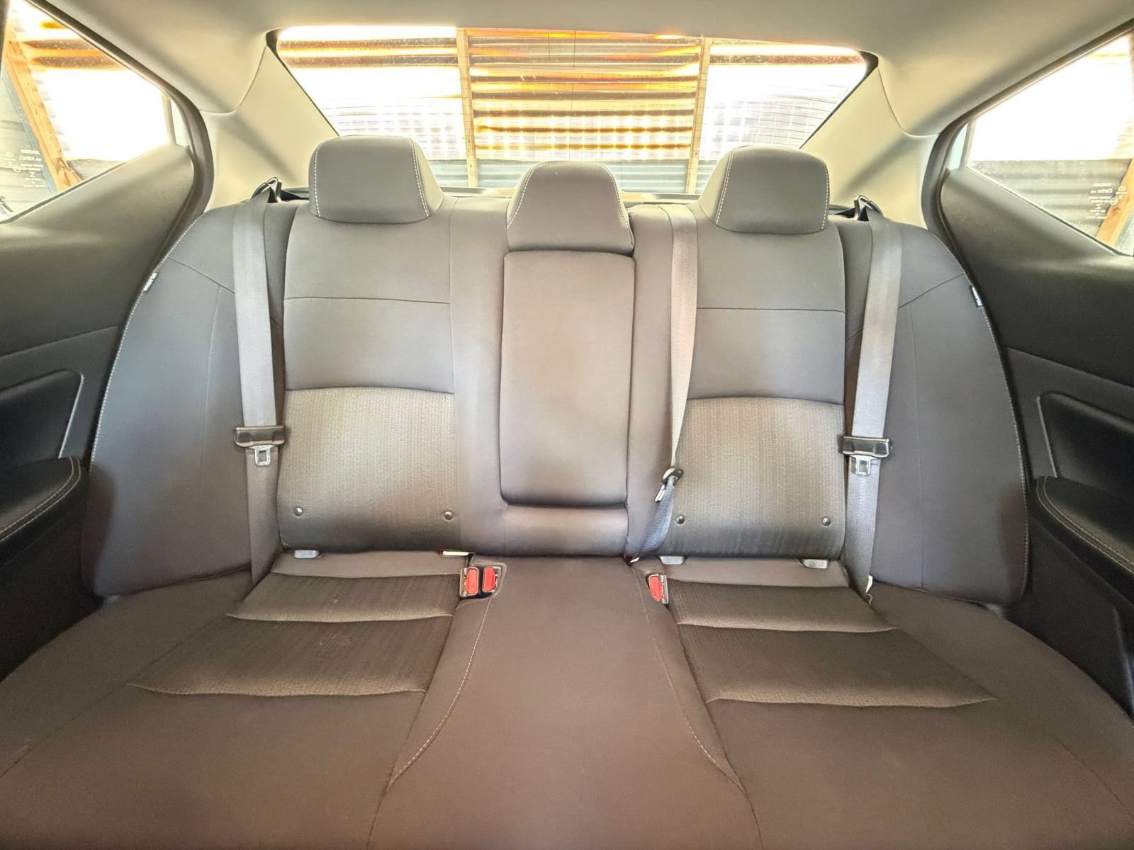 Used 2025 Nissan Altima 2.5 SV FWD image 33