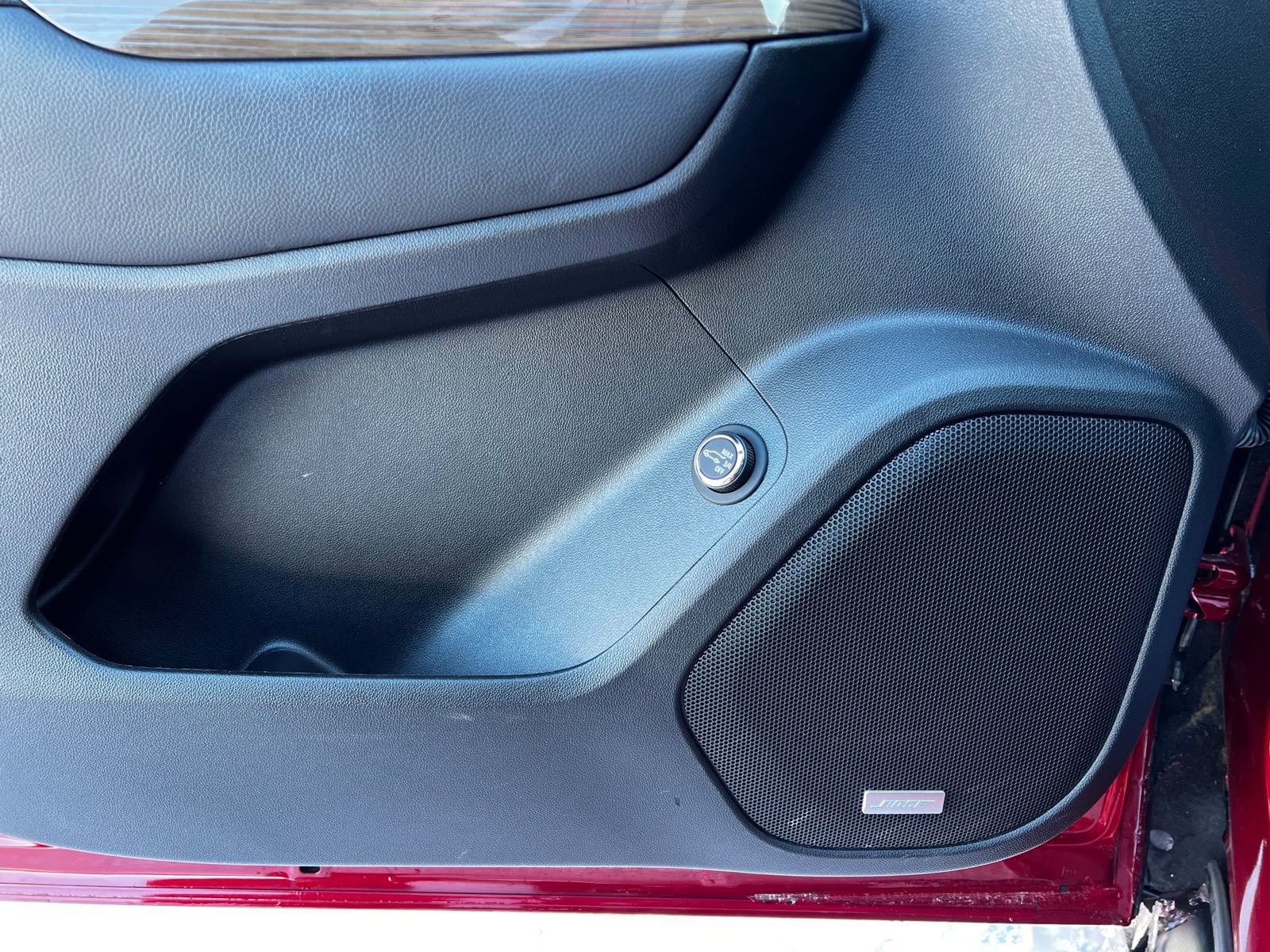 Used 2023 GMC Acadia SLE w/ Driver Convenience Package image 14