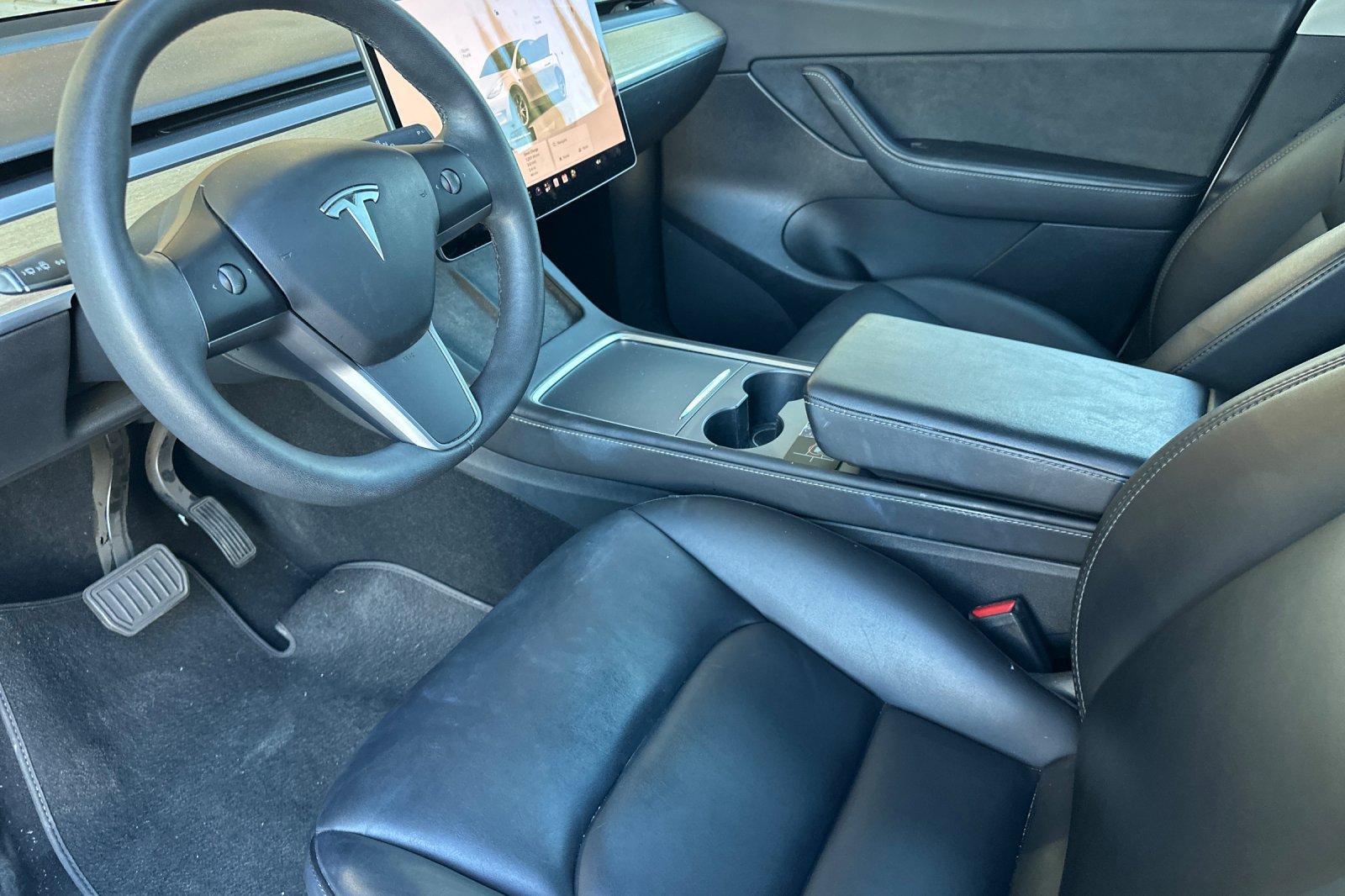 Used 2022 Tesla Model Y Long Range AWD/4WD image 9