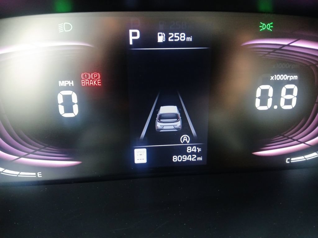 Used 2023 Kia Soul LX w/ LX Technology Package FWD image 7