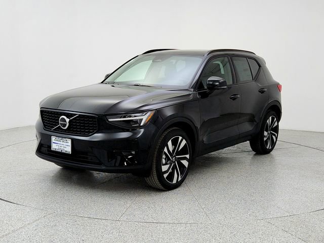 New 2026 Volvo XC40 B5 Ultra w/ Climate Package image 1