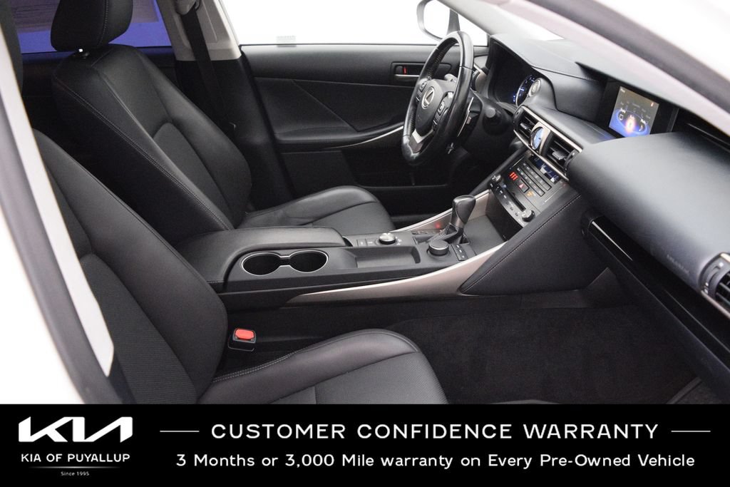 Used 2017 Lexus IS 200t RWD image 16