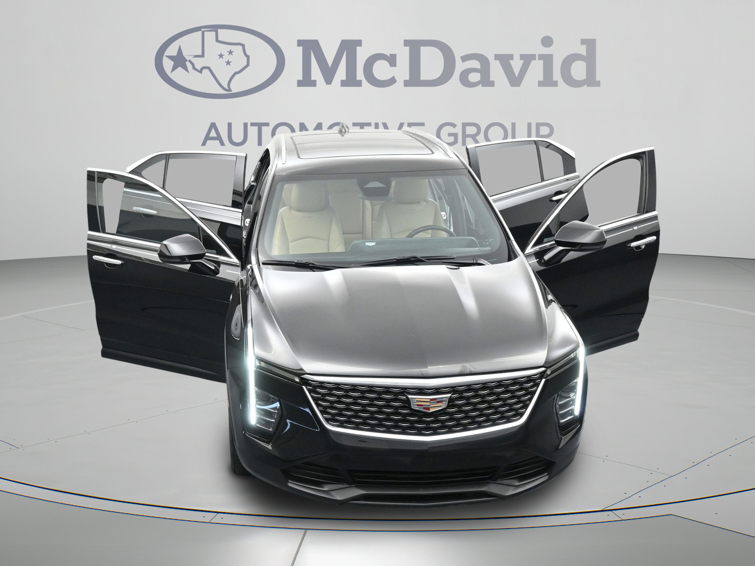 Used 2024 Cadillac XT4 Luxury w/ Cold Weather Package FWD image 43