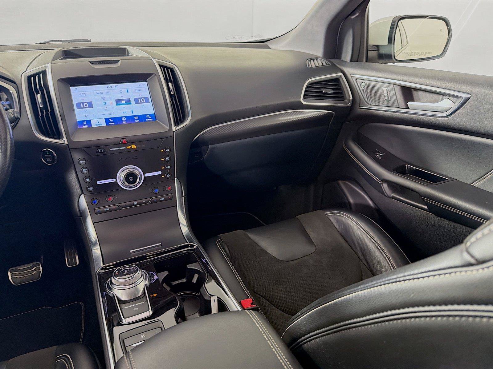 Used 2020 Ford Edge ST w/ Equipment Group 401A AWD/4WD image 28