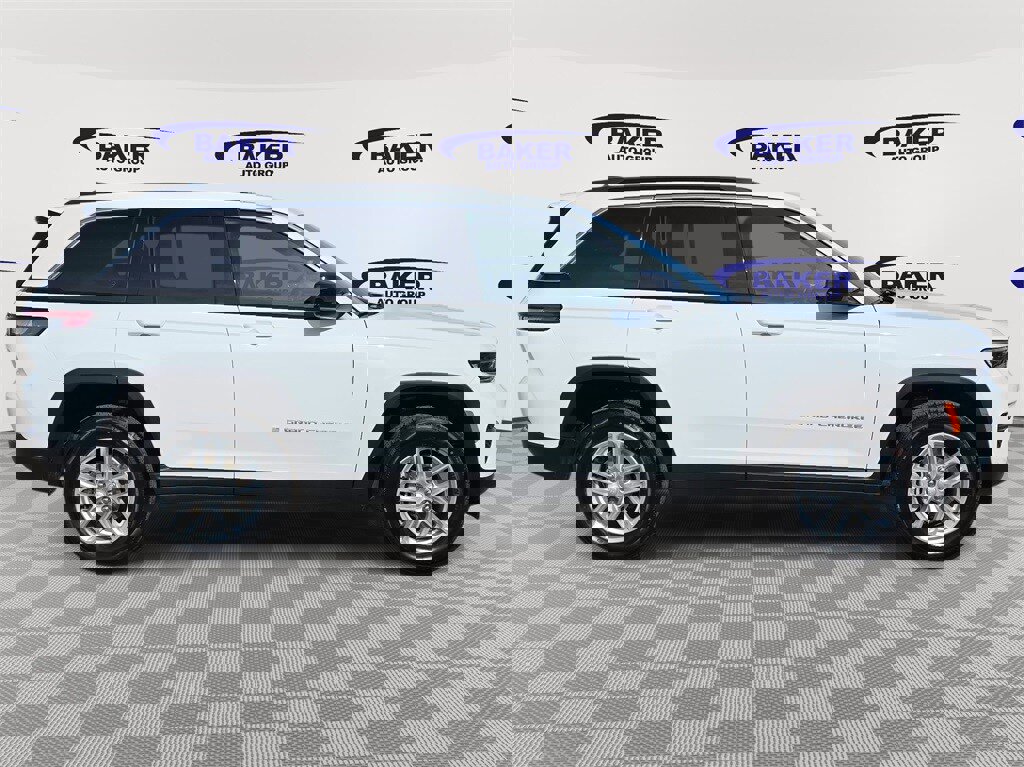 New 2026 Jeep Grand Cherokee Laredo X image 2