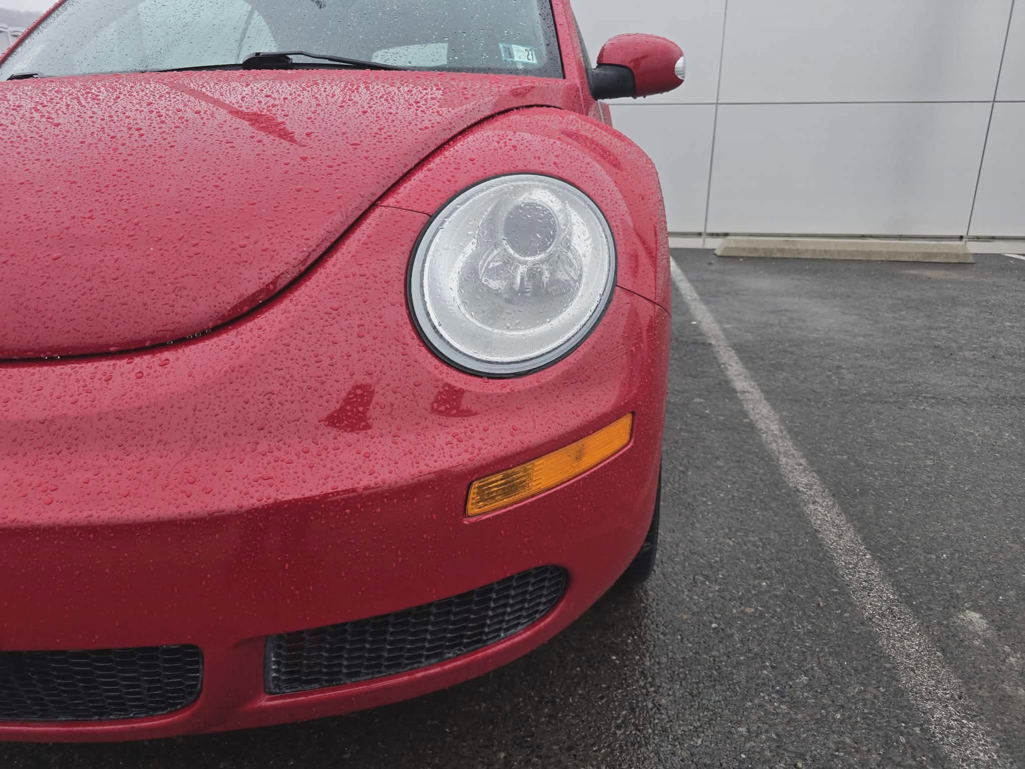 Used 2009 Volkswagen Beetle S image 9