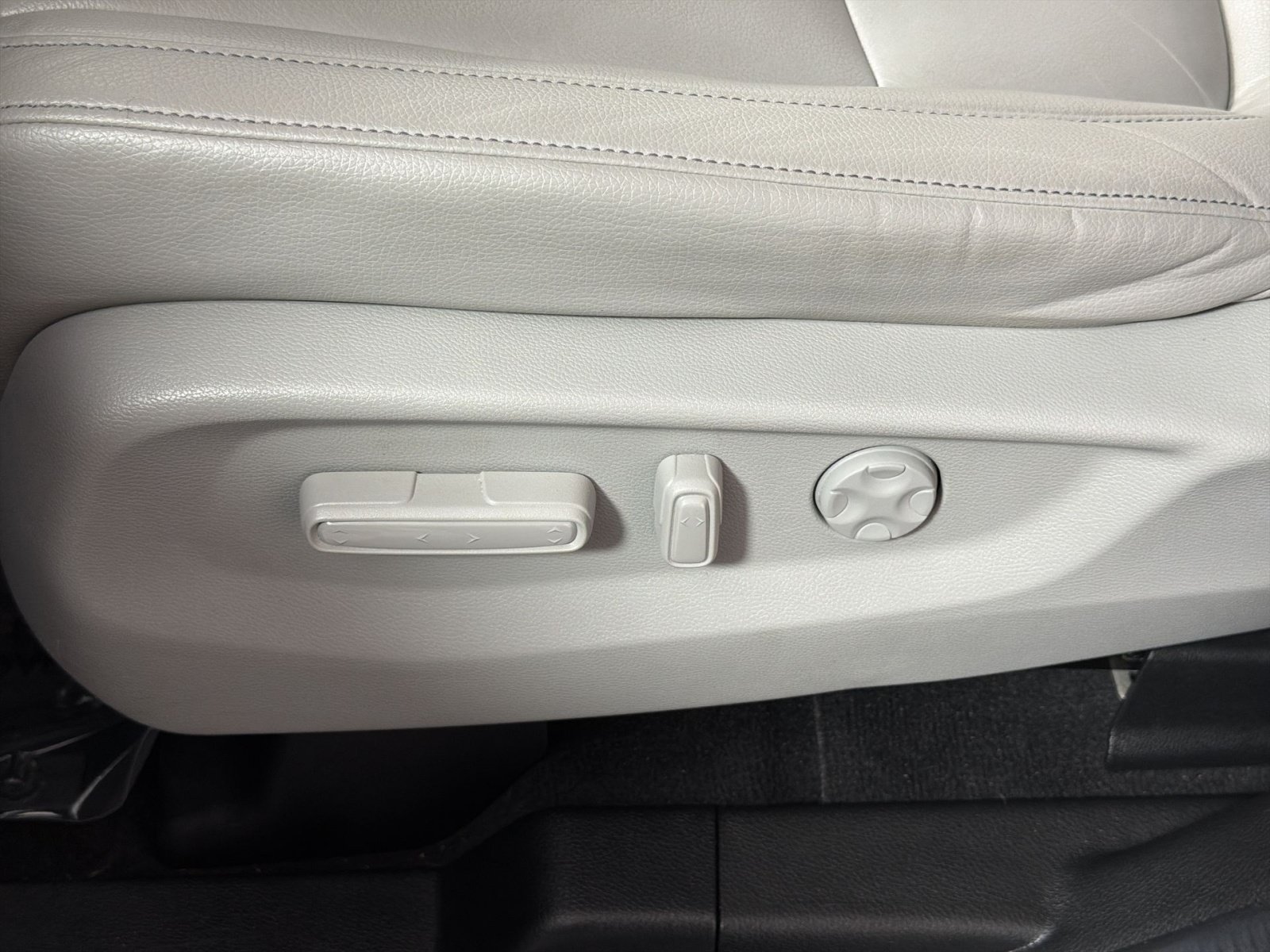 Used 2024 Honda Odyssey Touring image 13
