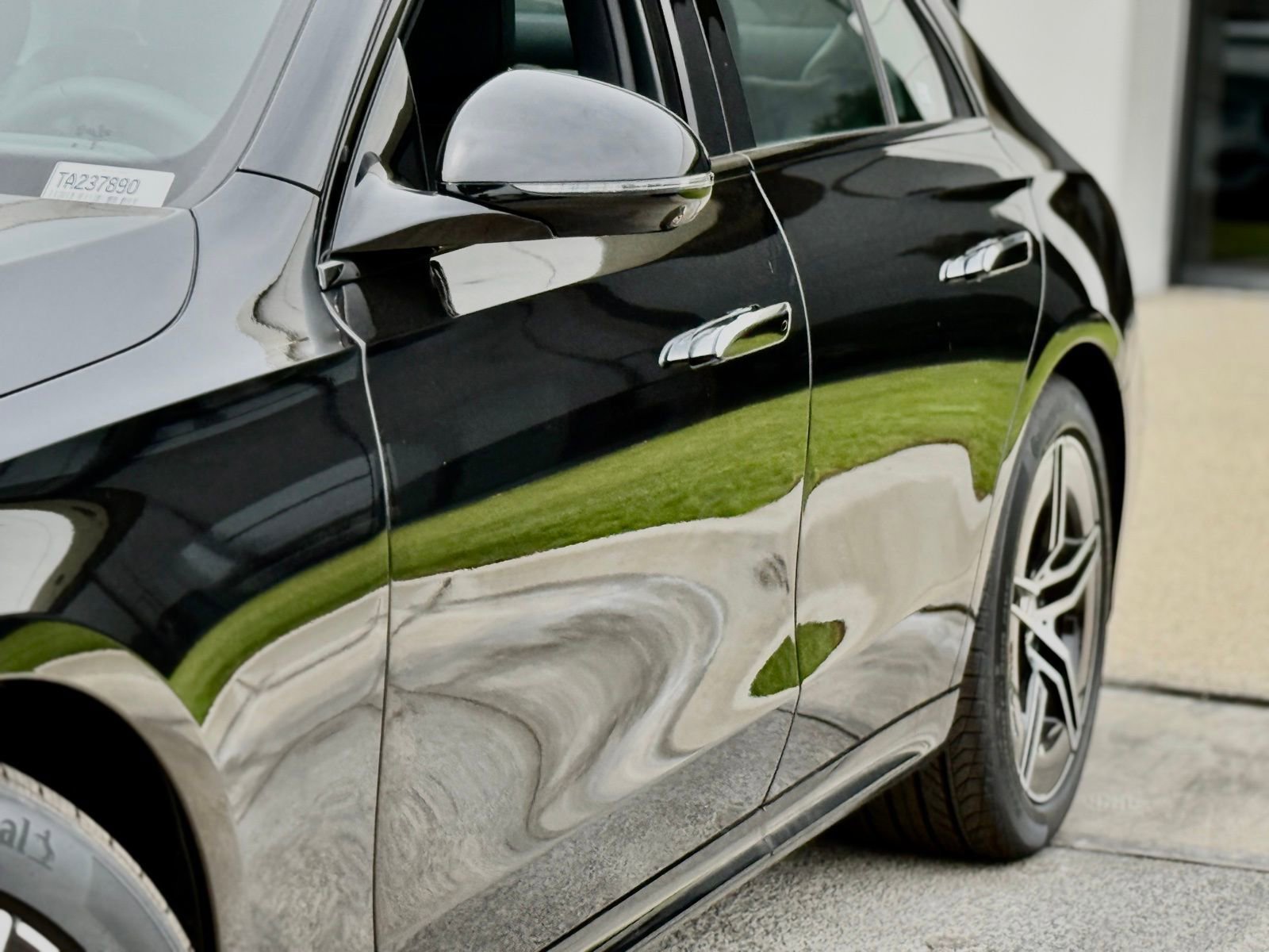 New 2026 Mercedes-Benz E 450 4MATIC Sedan image 5