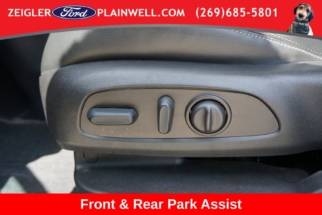 Used 2022 GMC Terrain SLT w/ Tech Package AWD/4WD image 19