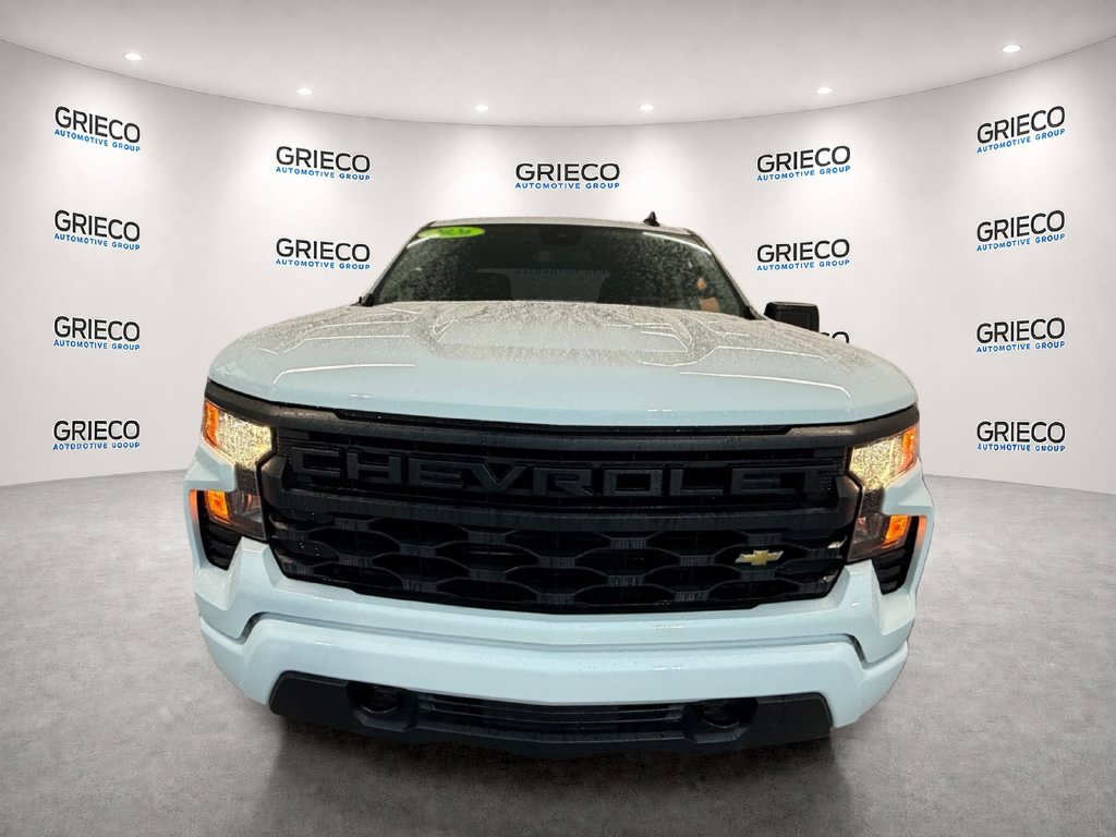 Used 2026 Chevrolet Silverado 1500 Custom RWD image 2