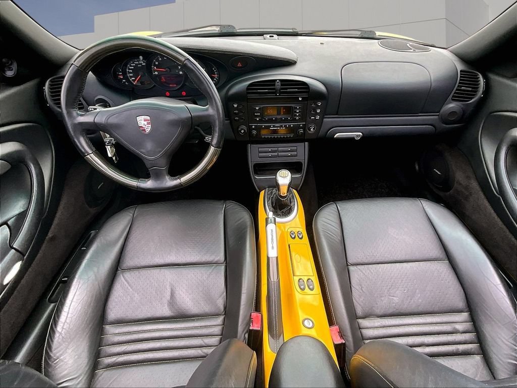 Used 2002 Porsche 911 Carrera RWD image 14