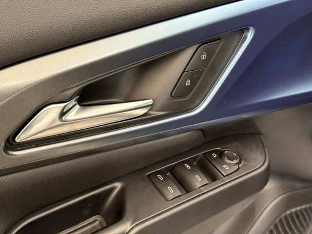 New 2026 Chevrolet Equinox EV LT FWD image 15