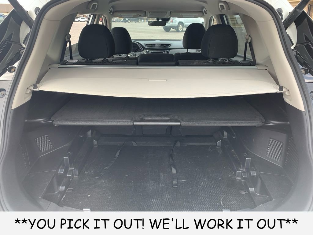 Used 2020 Nissan Rogue SV FWD image 9