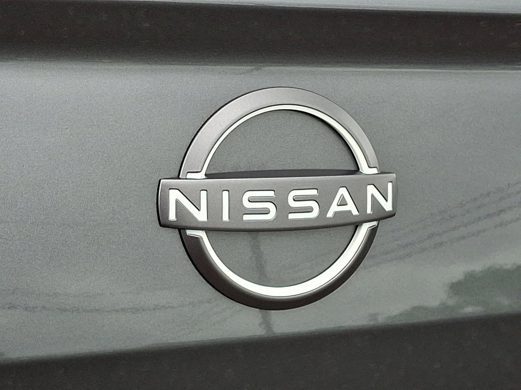 Used 2025 Nissan Altima 2.5 SV FWD image 17