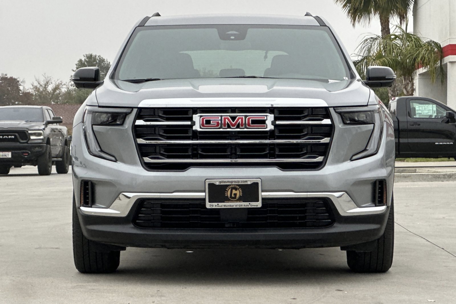 Used 2025 GMC Acadia Elevation image 9