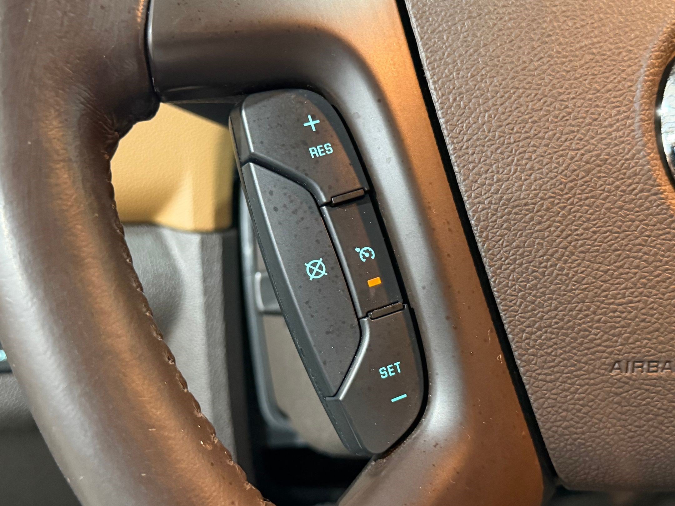 Used 2014 Buick Enclave Premium FWD image 12