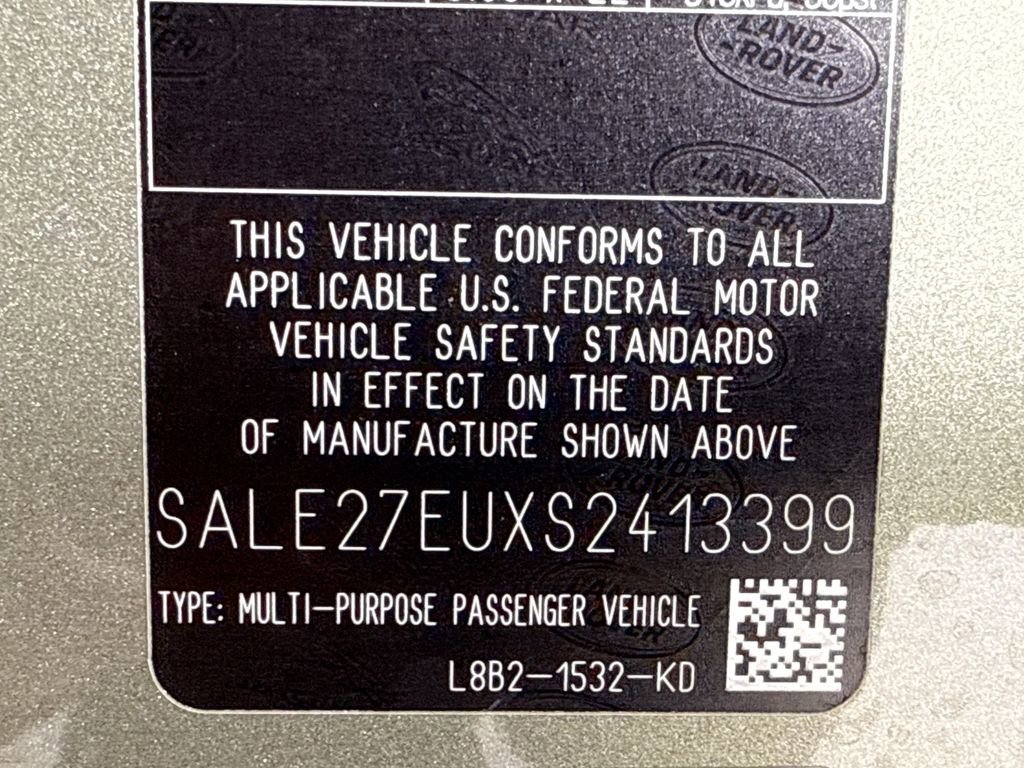 Used 2025 Land Rover Defender 110 X-Dynamic SE image 27