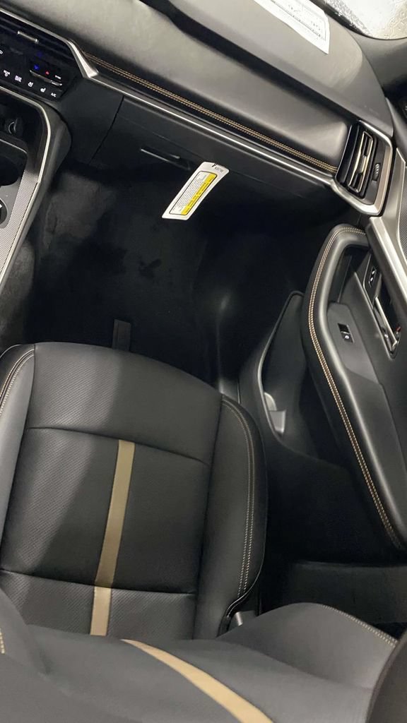 New 2026 MAZDA CX-90 Plug-In Hybrid w/ Premium Plus AWD/4WD image 29