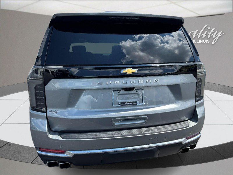 Used 2025 Chevrolet Suburban High Country w/ Sun And Tow Package AWD/4WD image 5