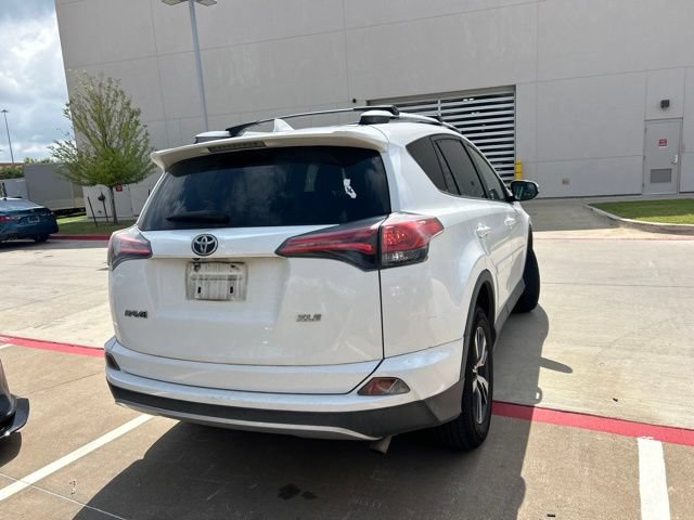 Used 2016 Toyota RAV4 XLE FWD image 3