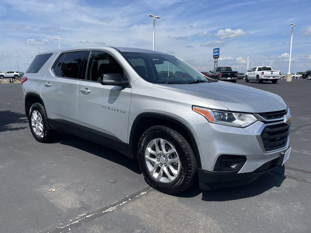 Used 2021 Chevrolet Traverse LS AWD/4WD image 7