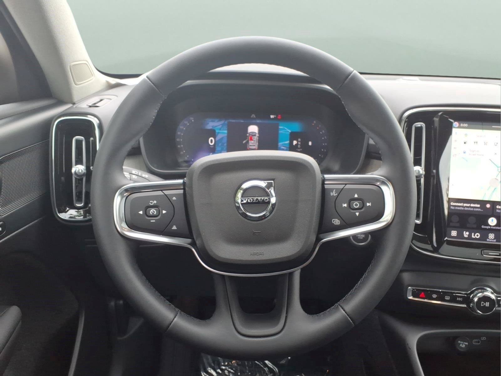 New 2026 Volvo XC40 B5 Plus w/ Climate Package AWD/4WD image 8