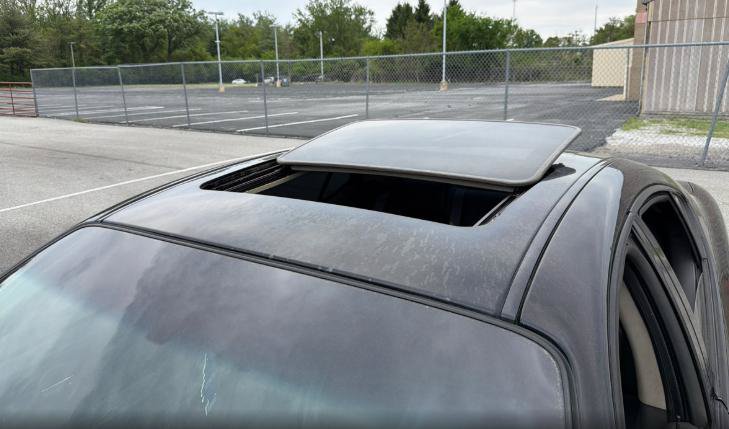 Used 2004 Pontiac Grand Prix GT2 w/ Leather Trim Pkg FWD image 12